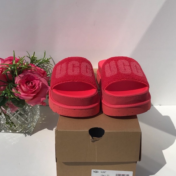 UGG Laton Slide - Picture 5 of 10